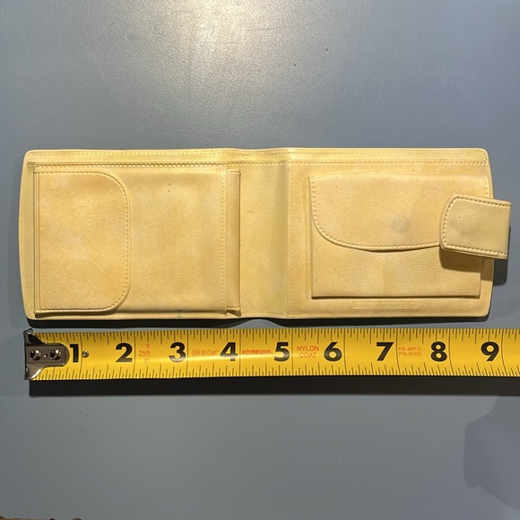 Vintage 1983 Mattel Barbie Wallet - Picture 2 of 7